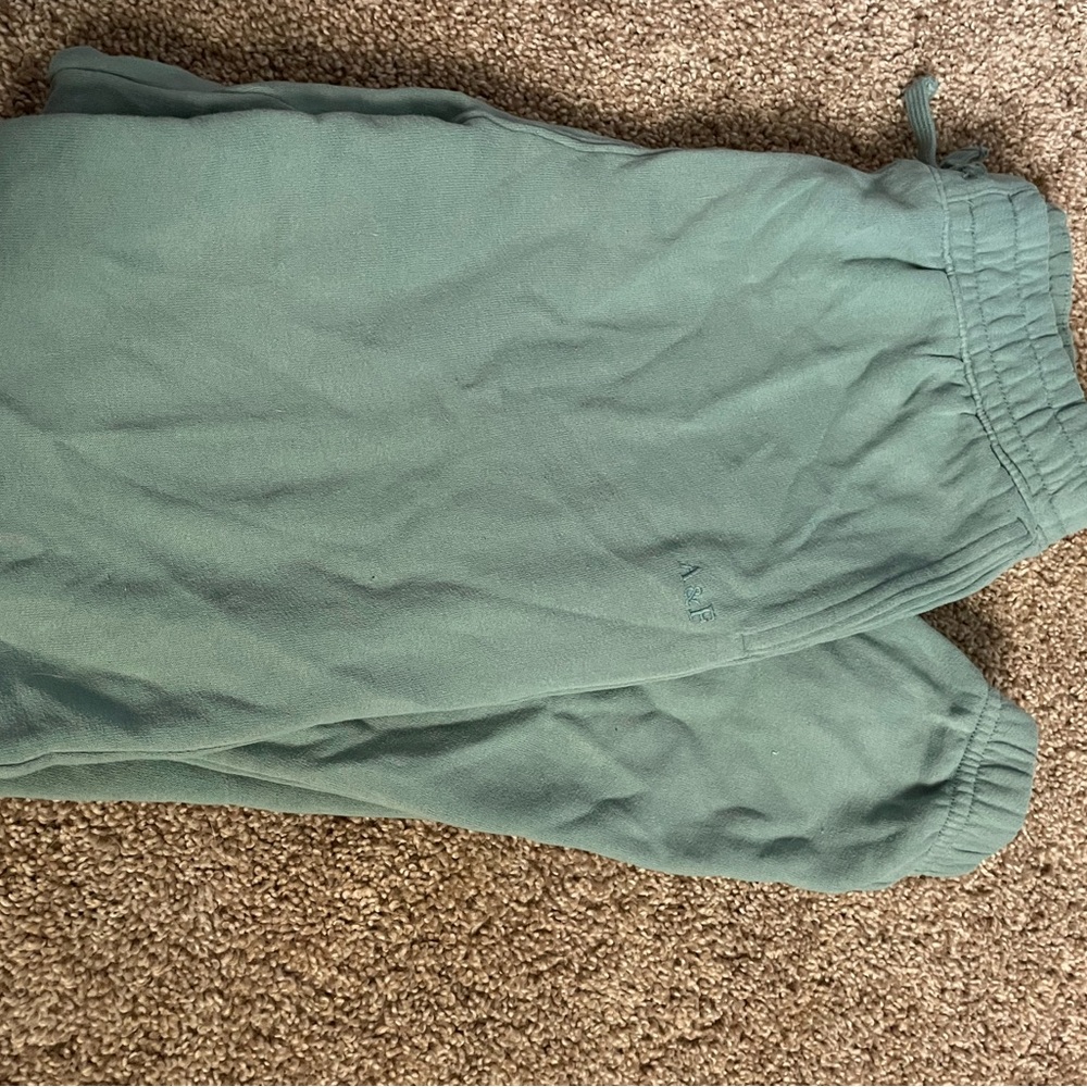Abercrombie Kids Green Sweatpants